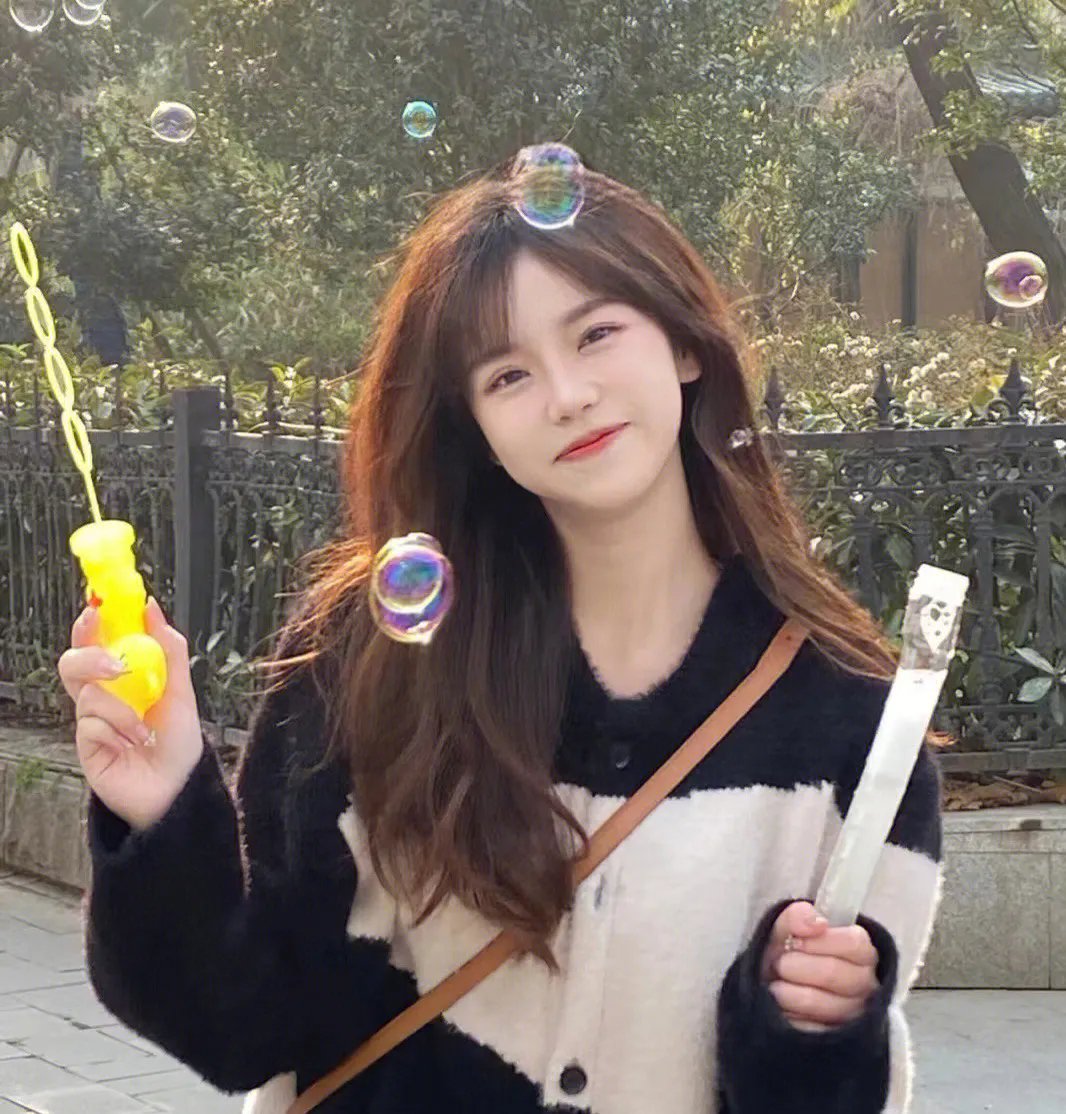 闪亮小天后